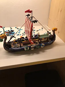 LEGO Schiff 